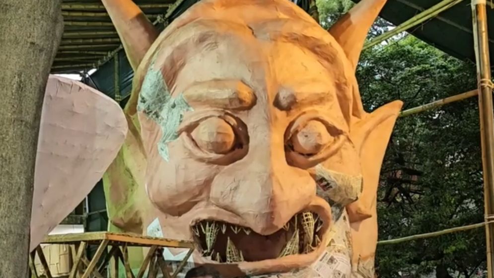 ‘স্বৈরাচারের প্রতিকৃতি’ আবারও তৈরি হচ্ছে চারুকলায়